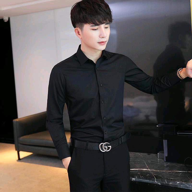 香港，等风等雨在等你。