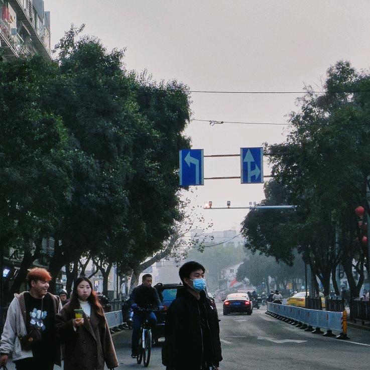 哈哈哈哈嗝