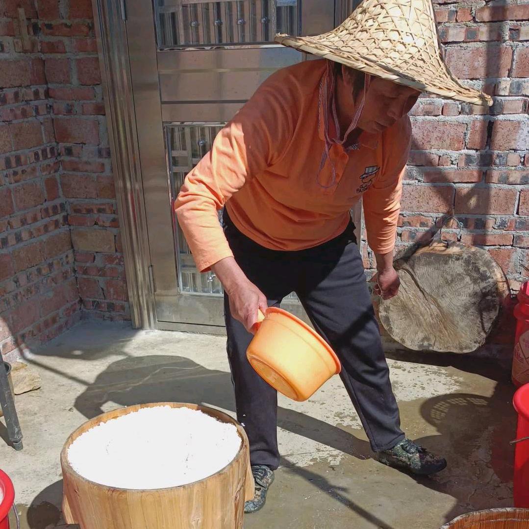 黄酒阿姨
