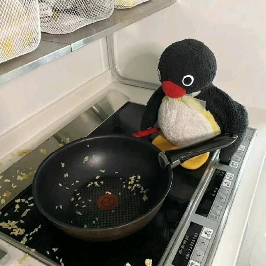 pingu大厨偷吃香菜