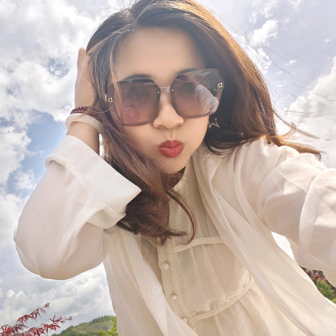 ૮₍ ˃ 珍妮˂ ₎ა