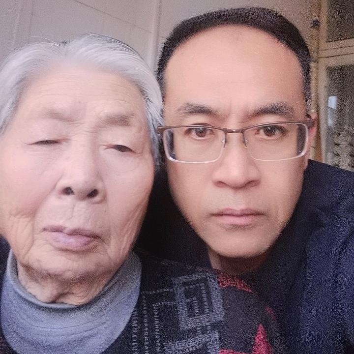 我和老妈的快乐生活