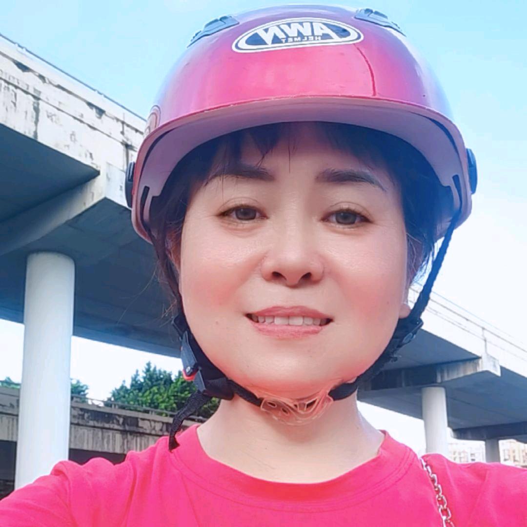 智慧姐    晚上（9点18分）开播