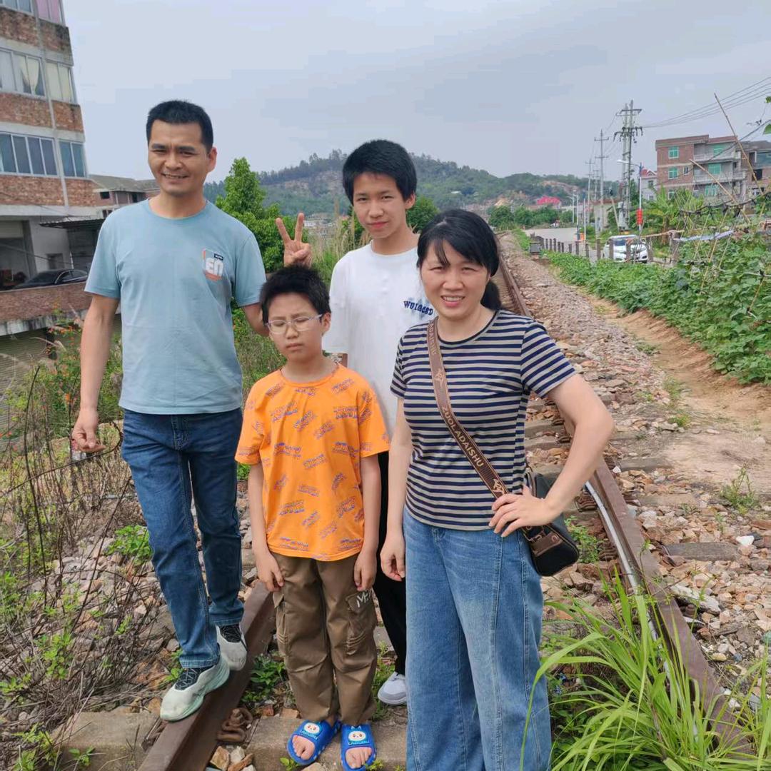 欣欣念念