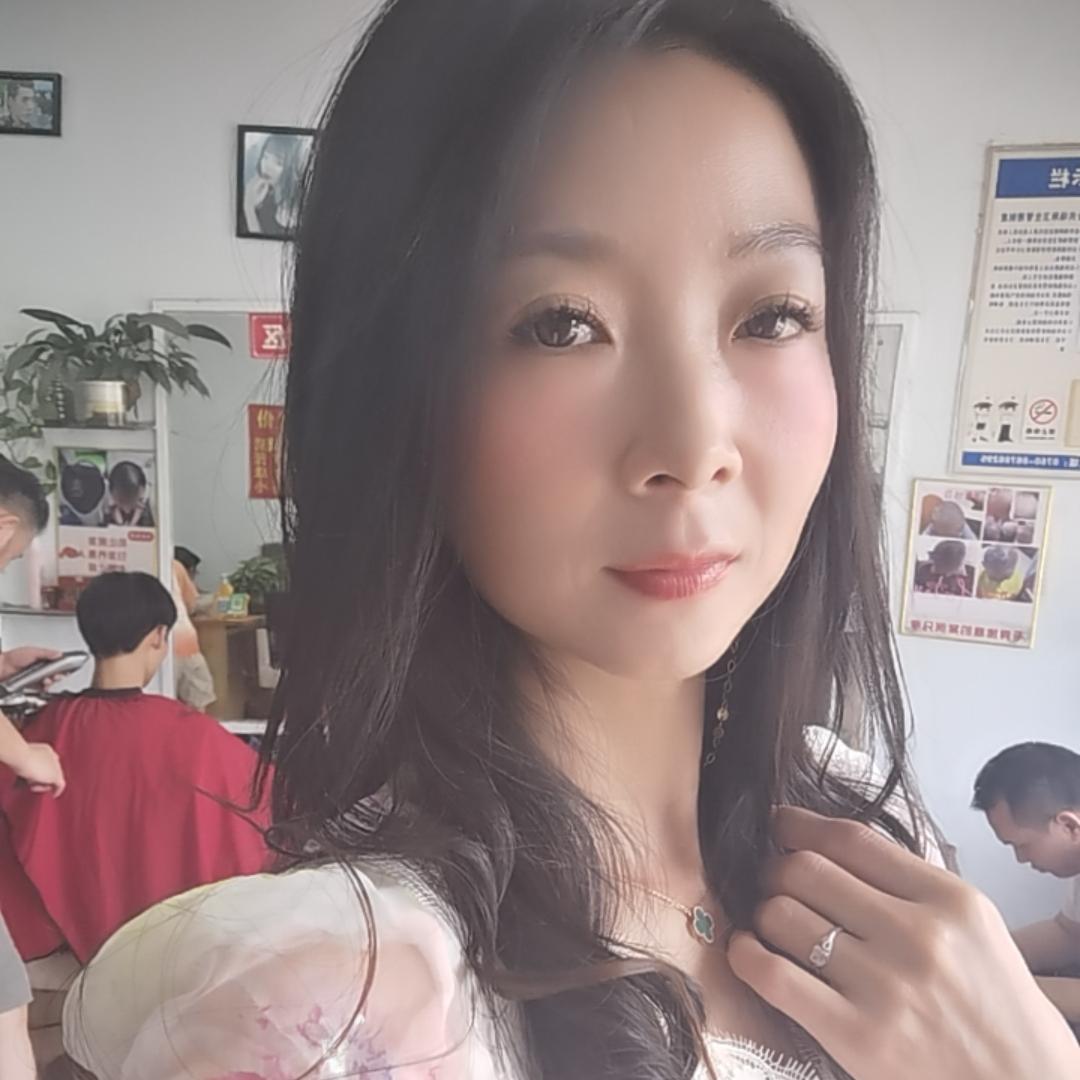 㣻罖