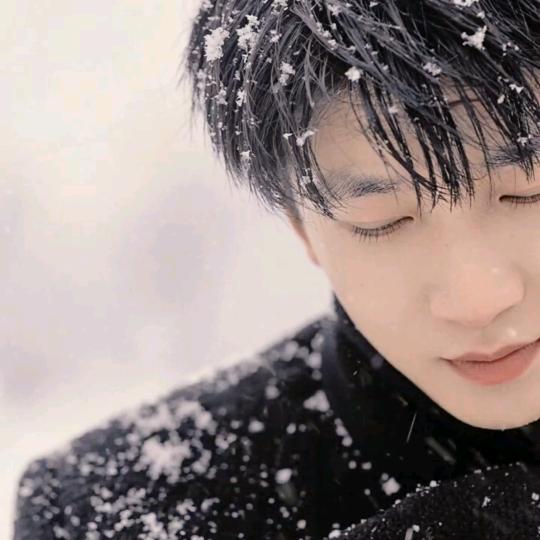 ⠀⠀⠀⠀⠀阿橪