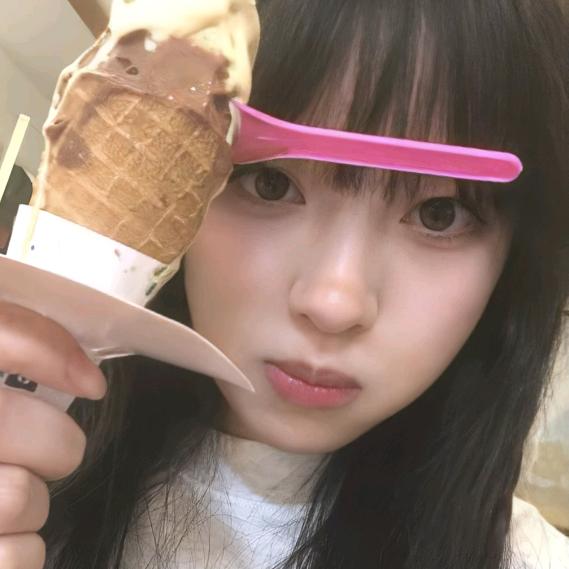 女王殿下的弟弟养的狗的主人会玩毛线