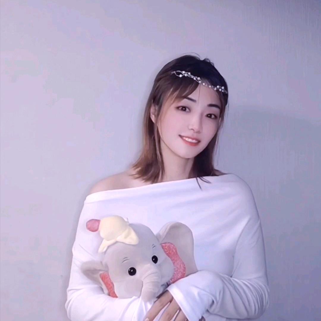 墨儿探店