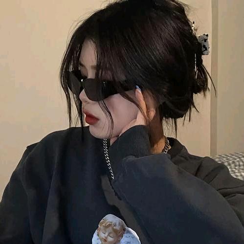 梧桐不迎风