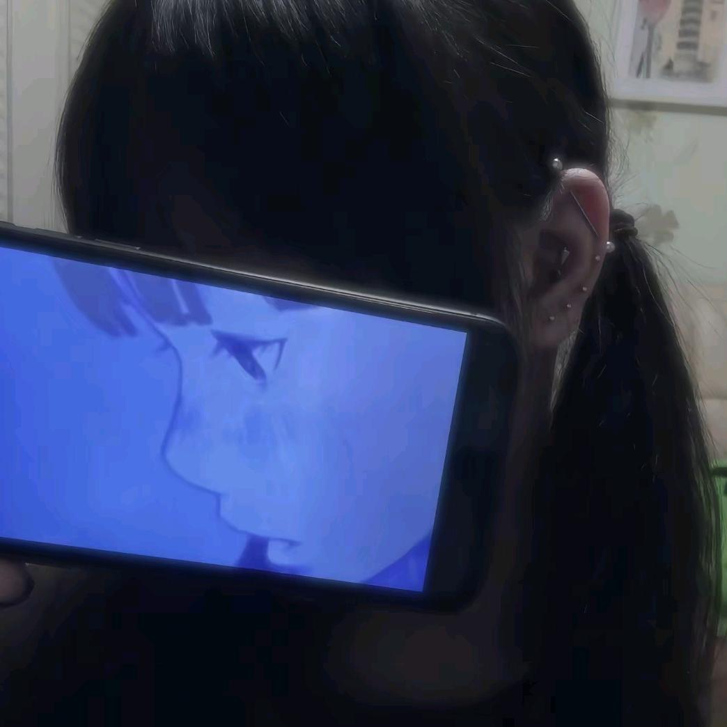 装忧郁被打