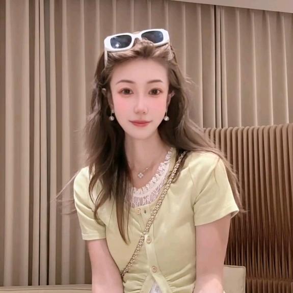 美美私服 穿搭分享