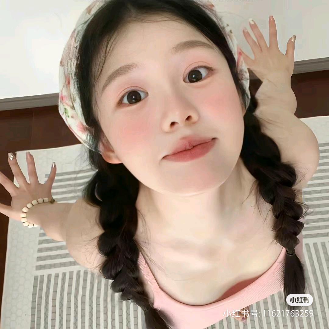 小新卖蜡笔🖍