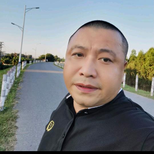 传哥