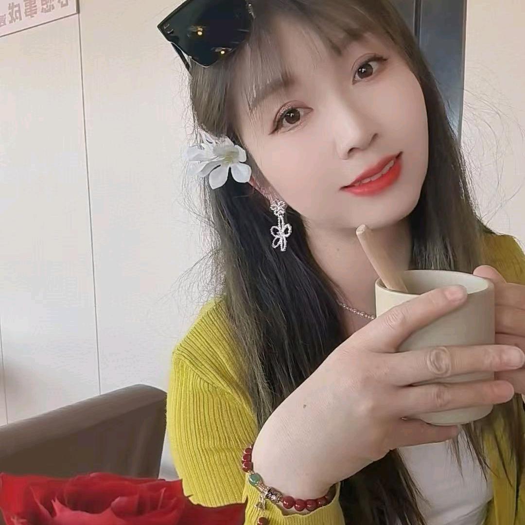 八卦城杨姑娘👧🏻👧🏻👧🏻