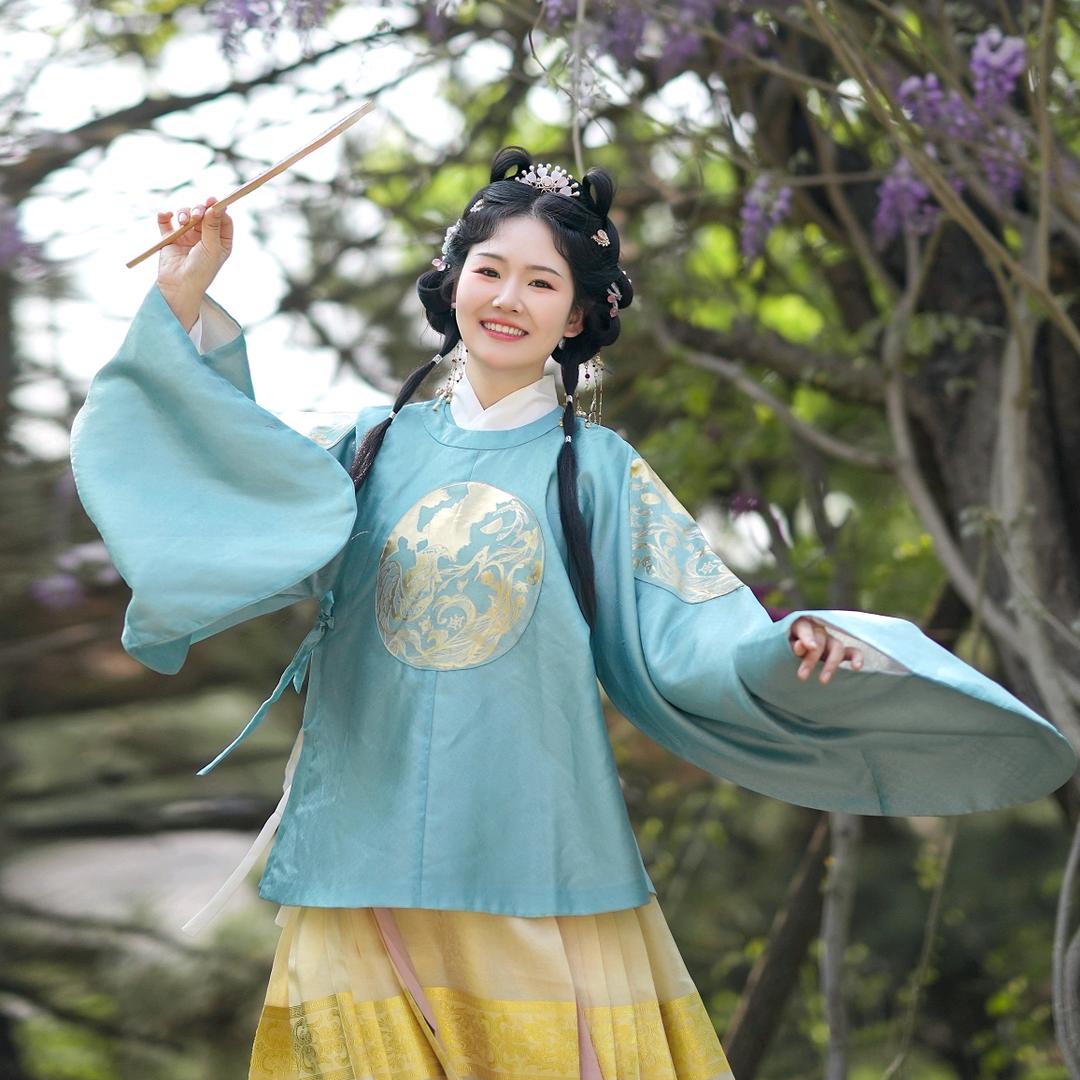 瑞瑞🌙（妆娘版）