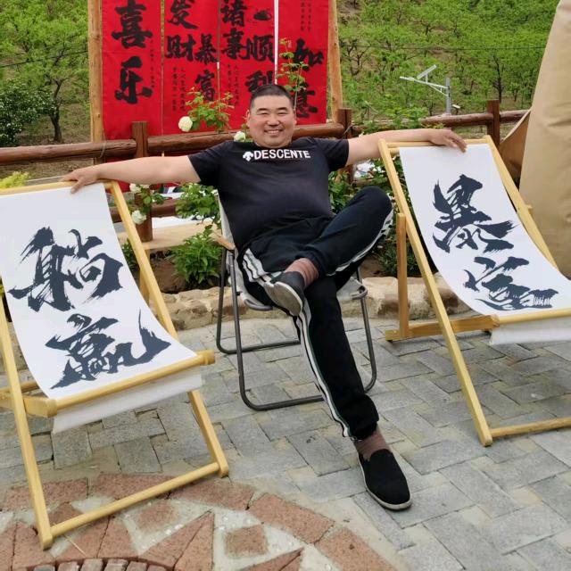 深夜話事人