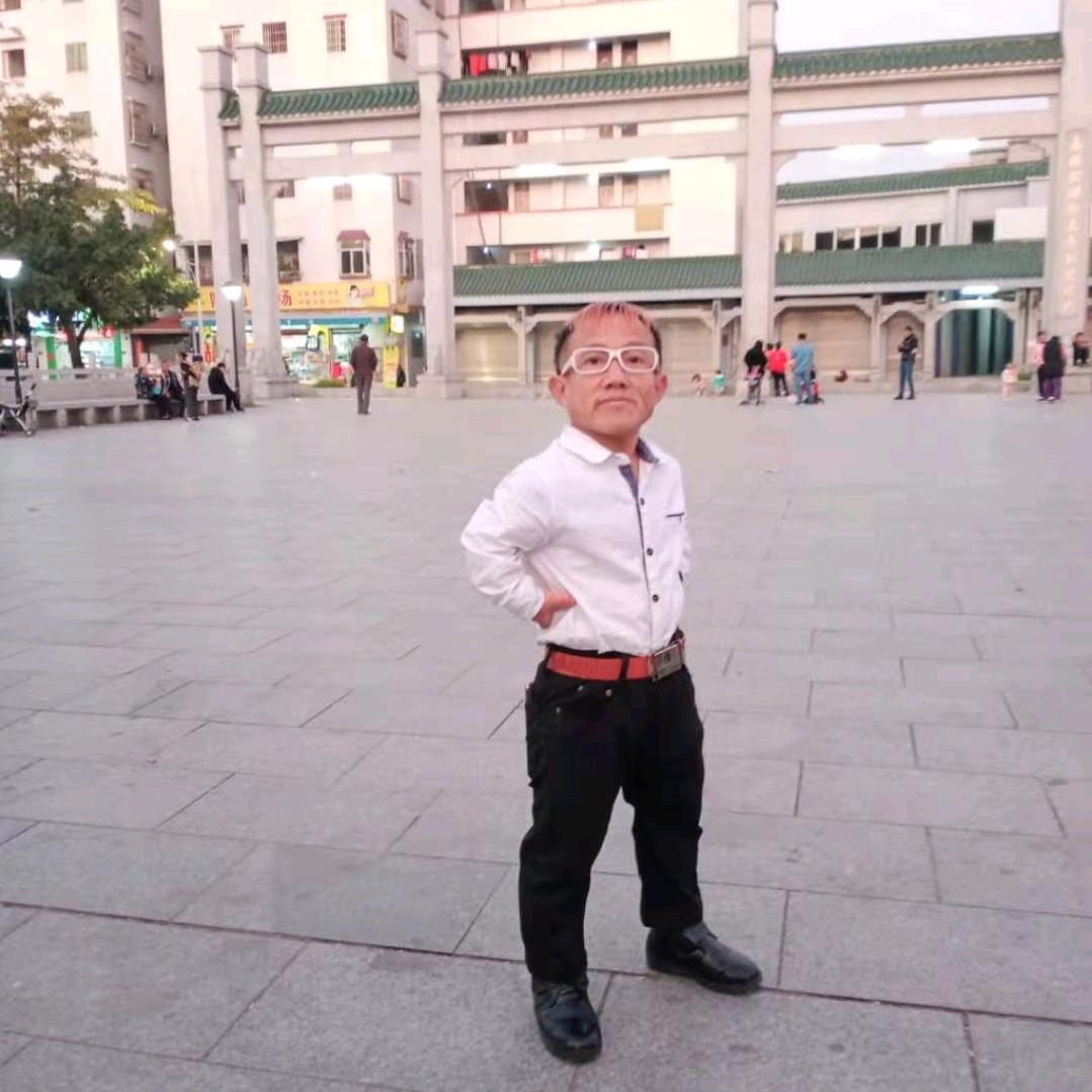 我要坚强勇敢面对生活