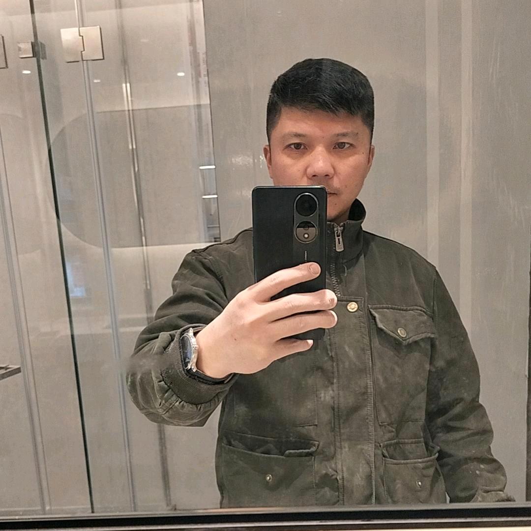 @自立自强的倪佳伟