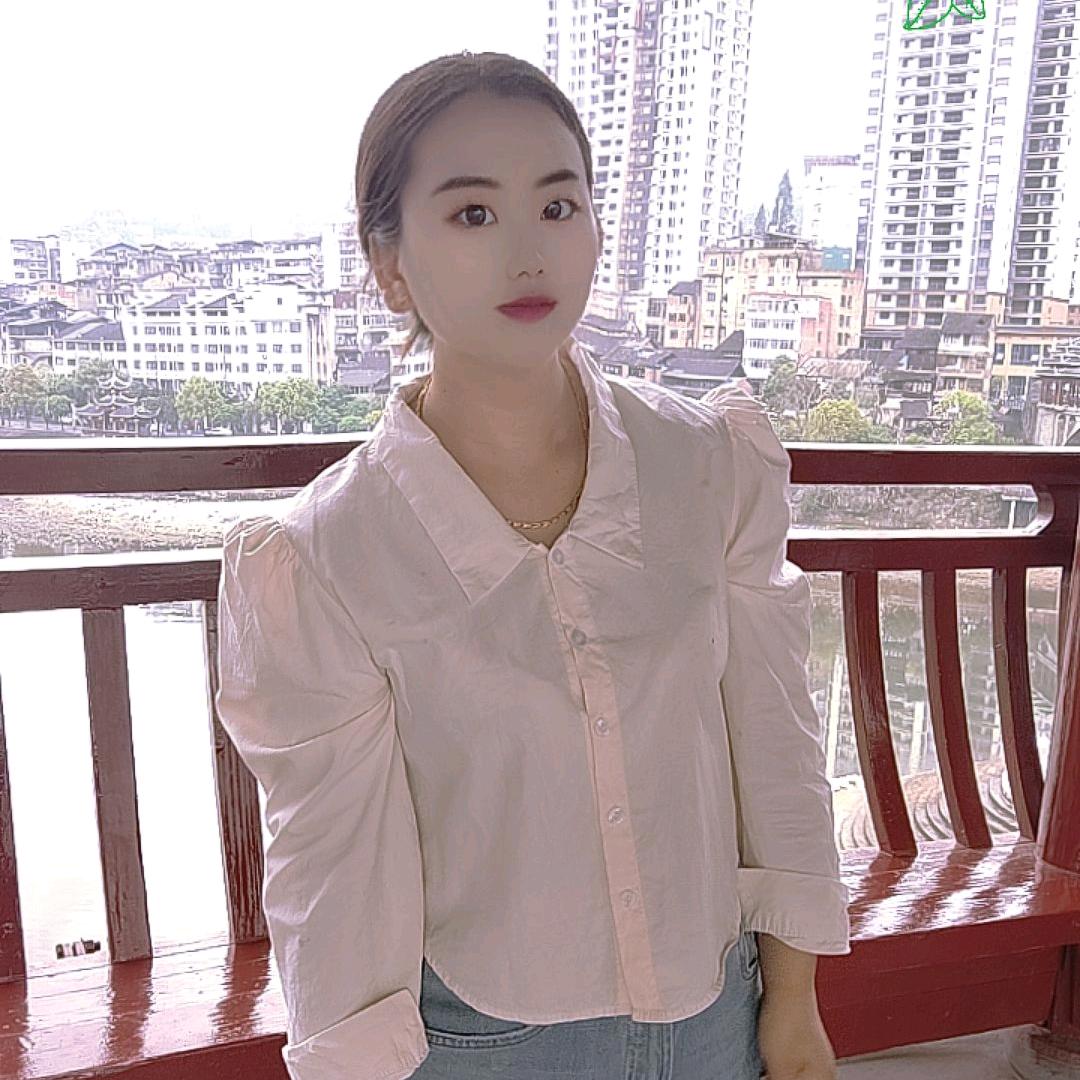 单亲妈妈小艳