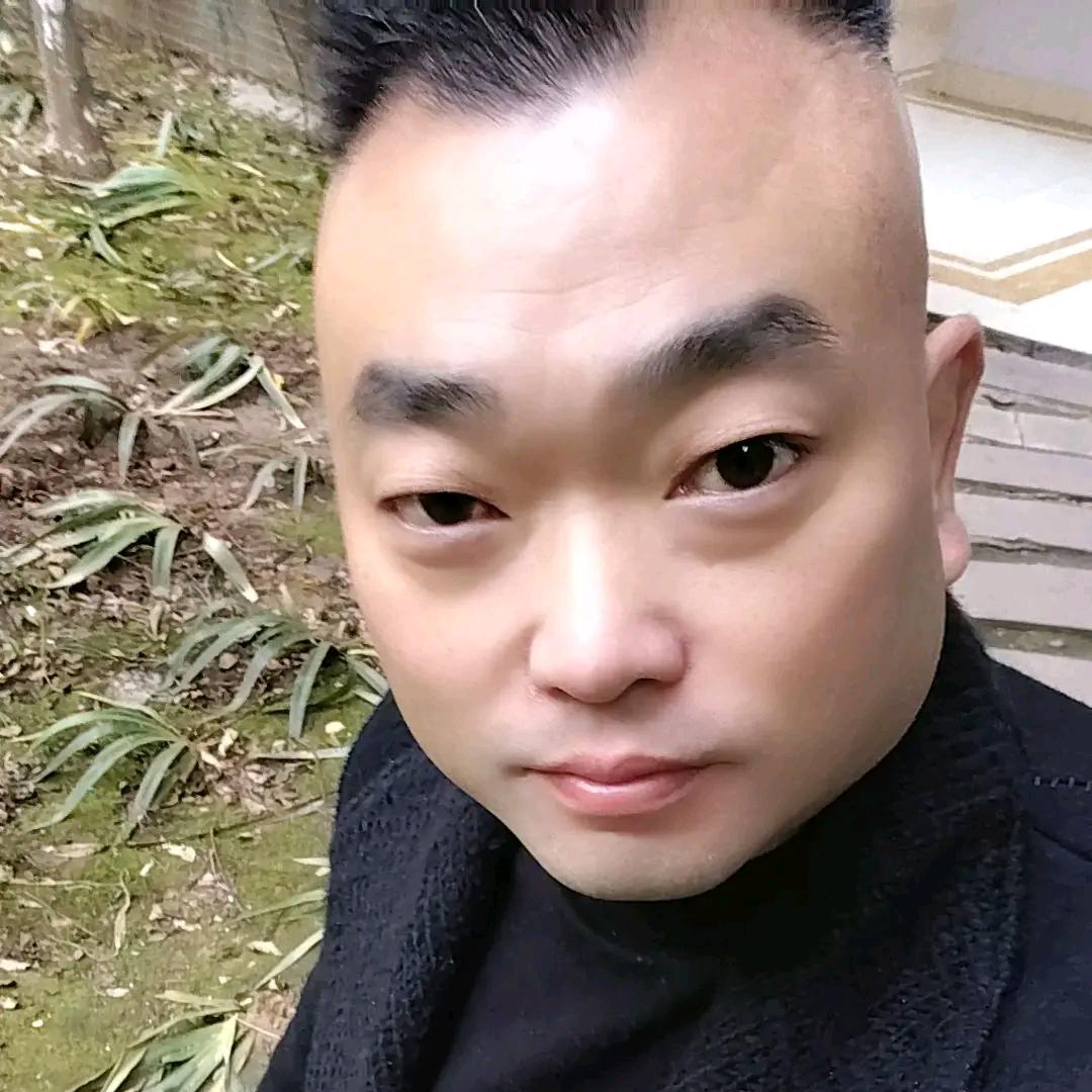 董憨憨