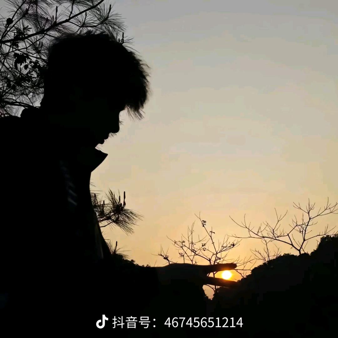 Easy 文某