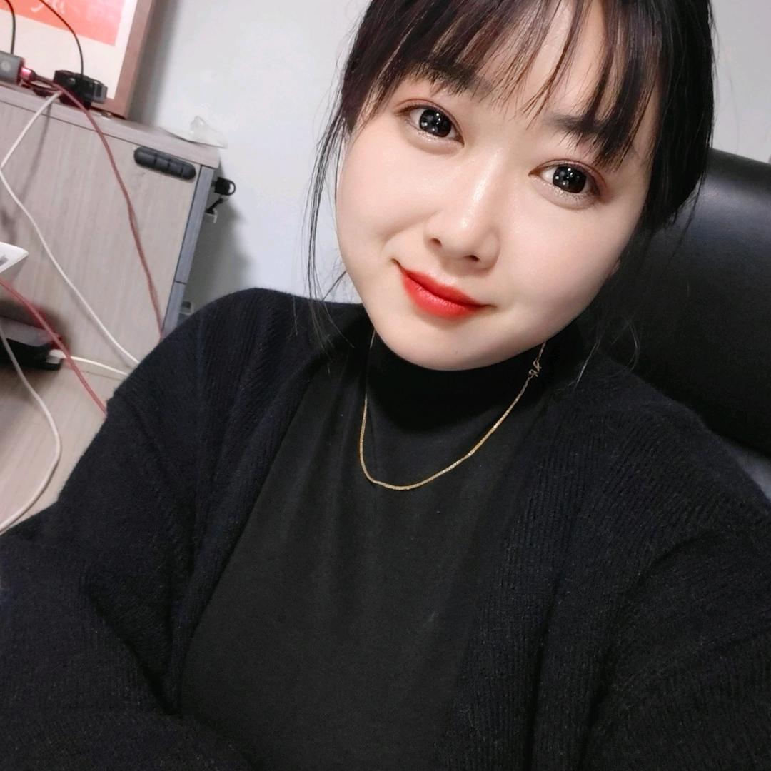 一只小蝎儿