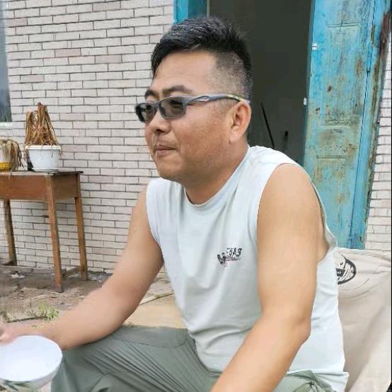 莲花山董哥565695360