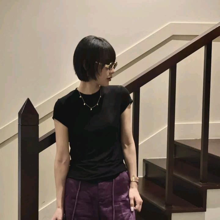 韩彬彬       高端女装精选