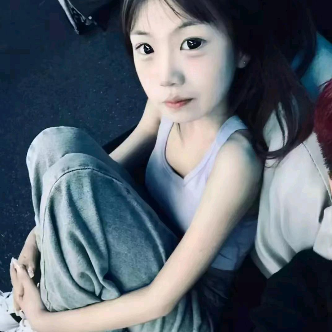 情绪困别媛.