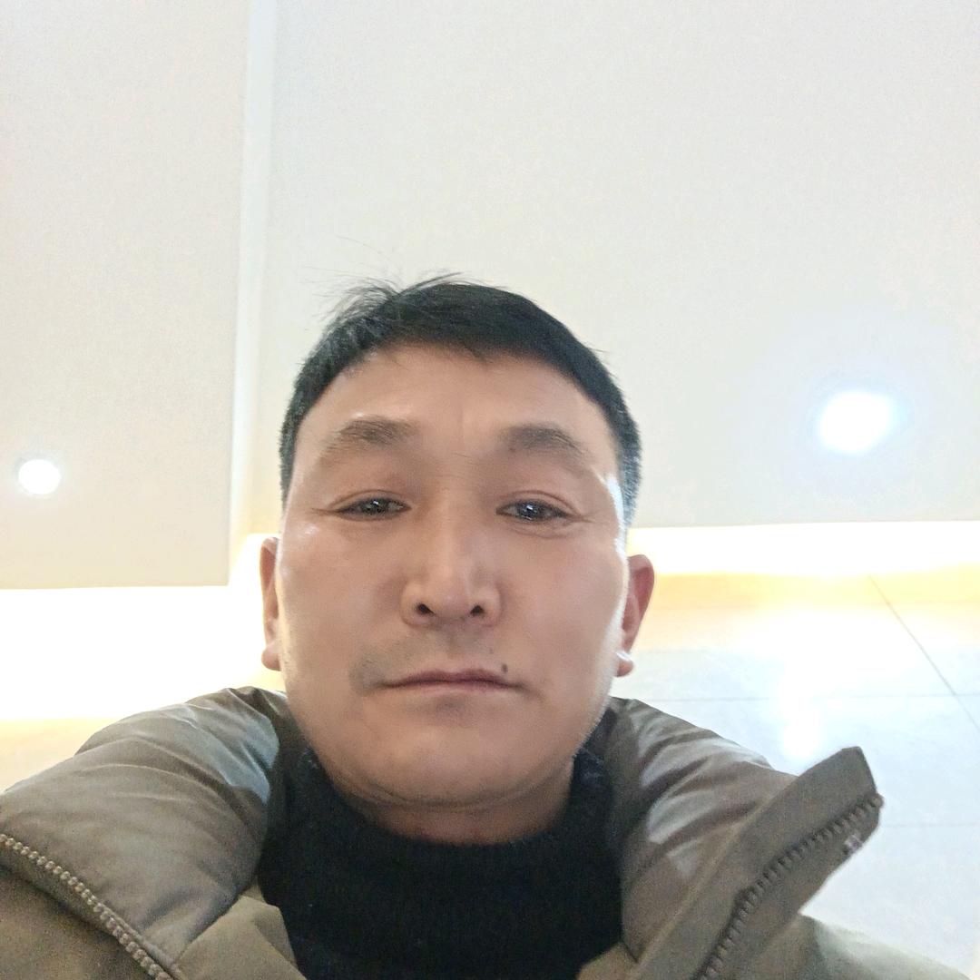 用户6913983841686严风山