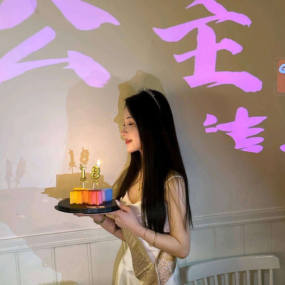 李小喵ᶜᵃᵗ