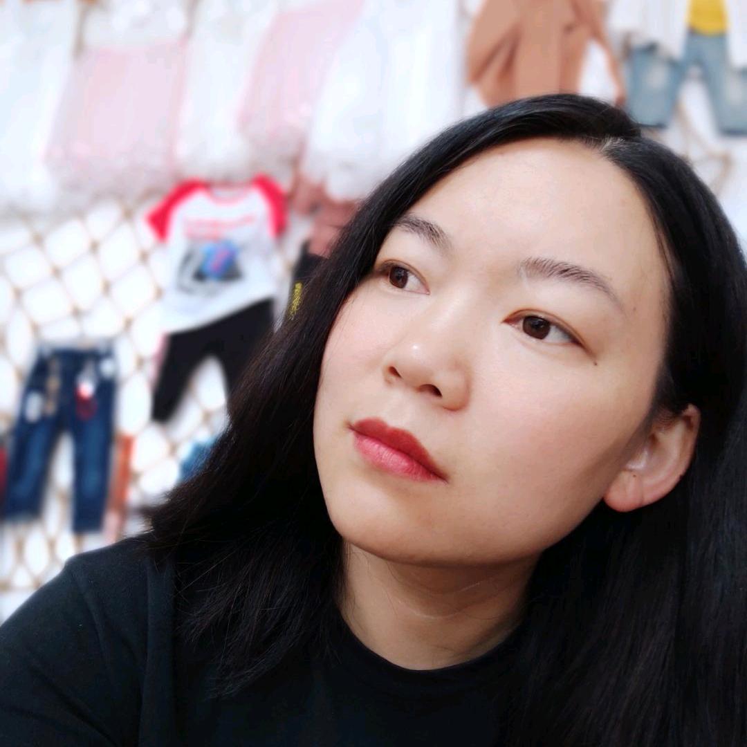 小红红