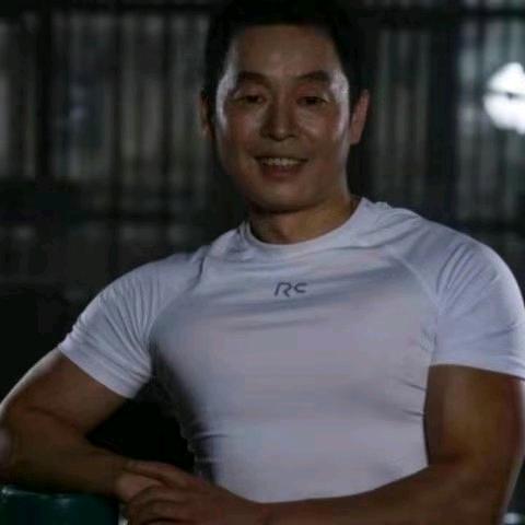 毅哥
