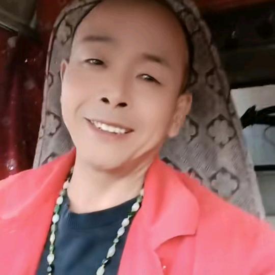 河南人在新疆轮台昙