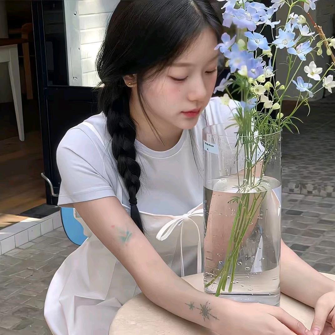 彤彤子