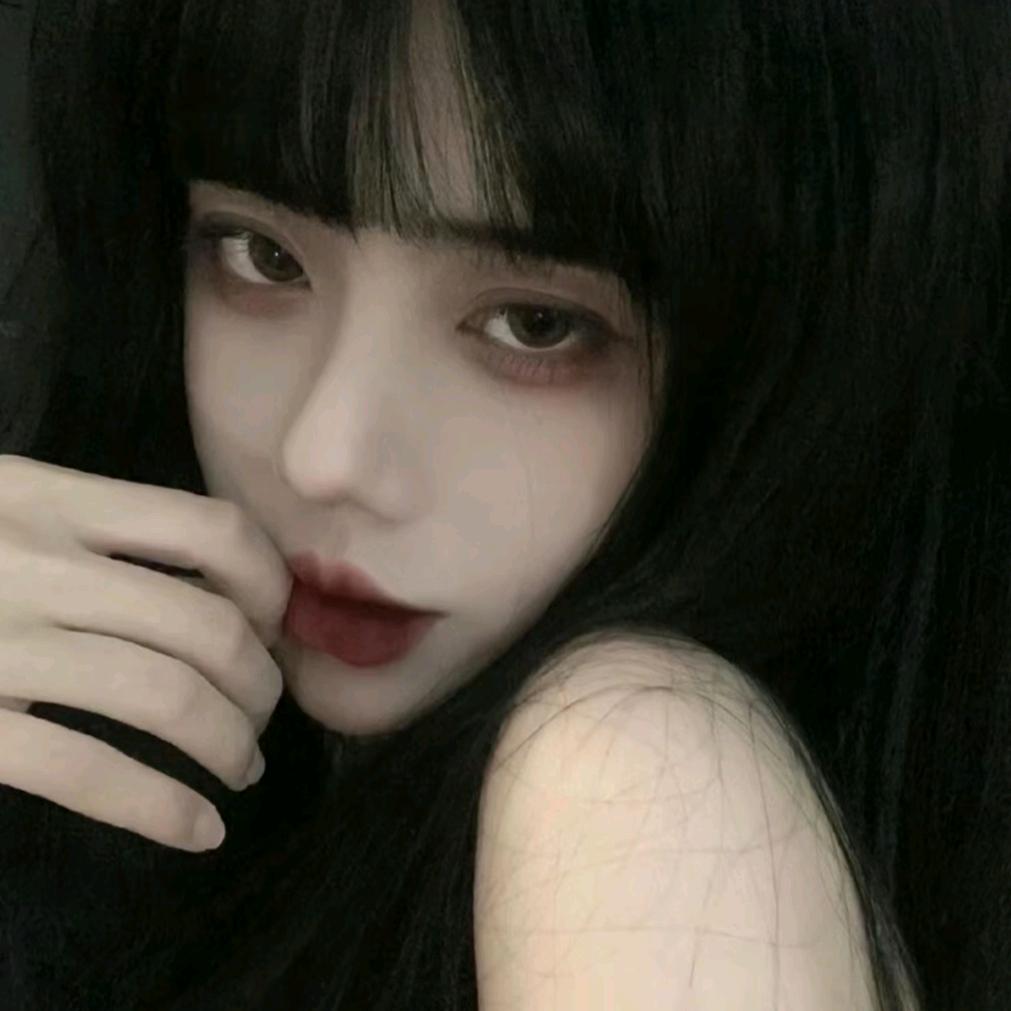 小胡睡醒了.
