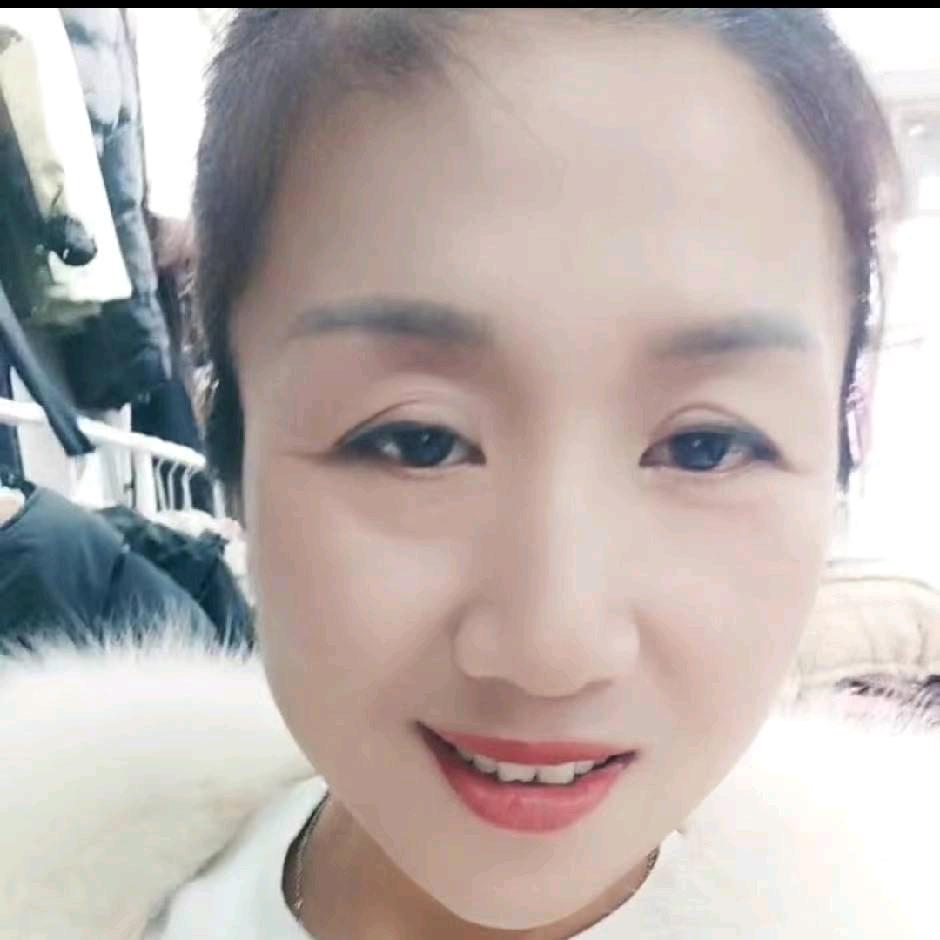 魅力女人（英子）