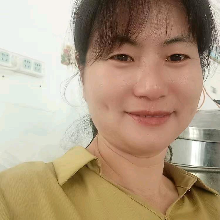 一个小喝酒窝