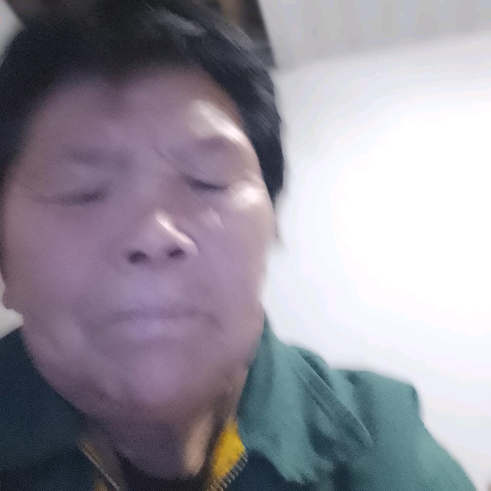 丫一本人亮