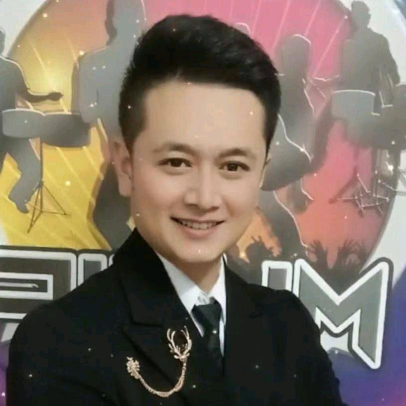 婚礼主持人—至尊宝💞