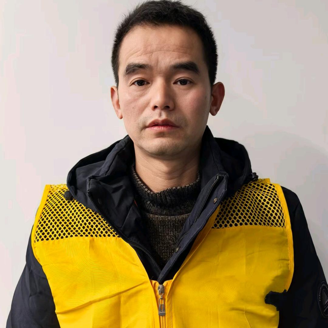重庆装修施工队小程旺豪装饰