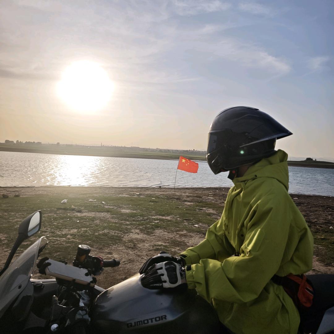 LYY🏍