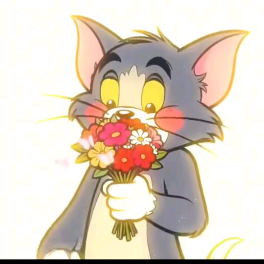 蹲在坟前逗鬼笑