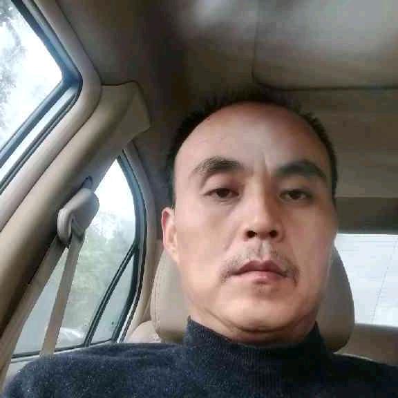 中年人