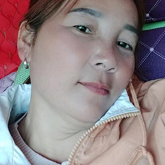 放弃的女人为自己加油