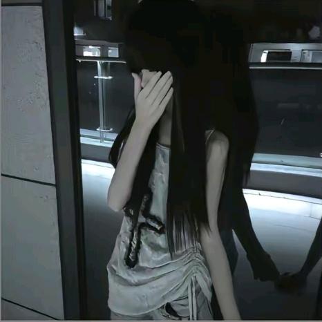 判京.悸苒泌