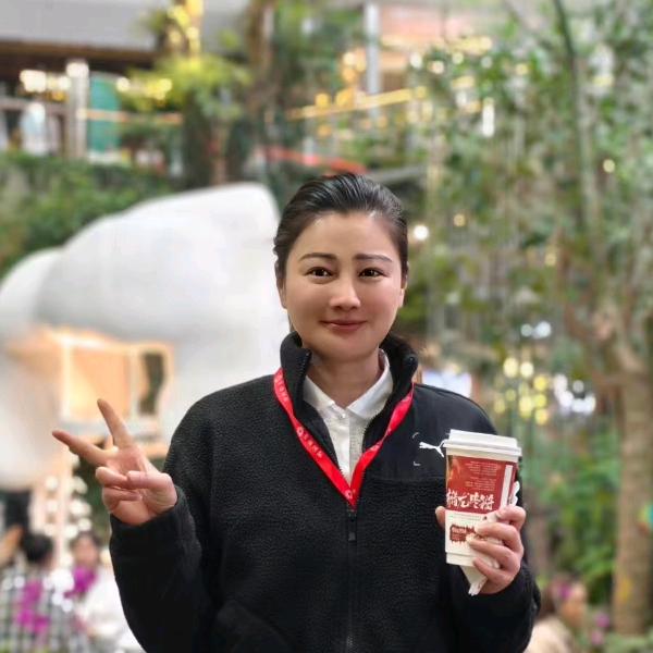 舒怡苏的女儿舒美华