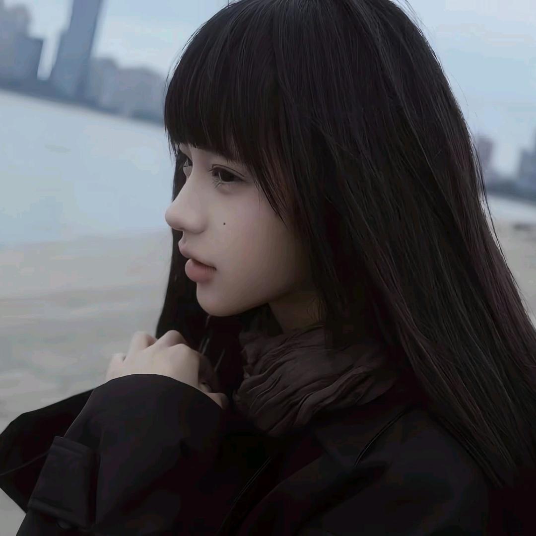 欣欣.