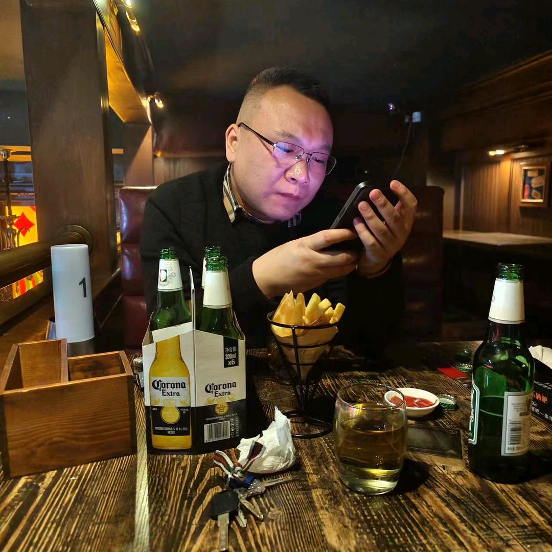 吱奥趙