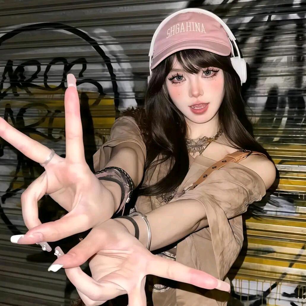 厶.